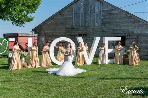 Country Wedding Photos Ideas For 2021 Eivans Photography And Video