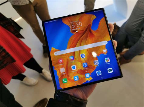 Hands On Preview Huawei Announce The New €2499 Mate Xs Foldable Smartphone