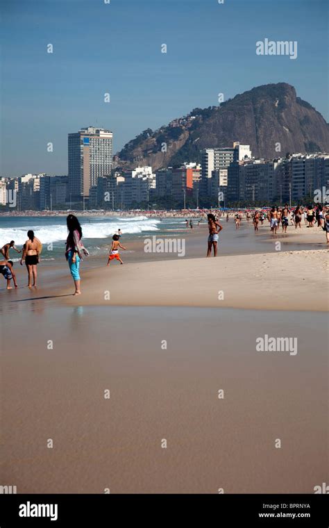 Copacabana Bikini String Banque De Photographies Et Dimages Haute