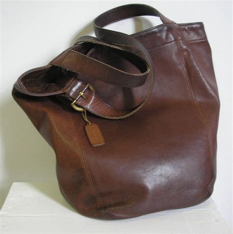 vintage Large Coach Bucket Shoulder bag tote bag.