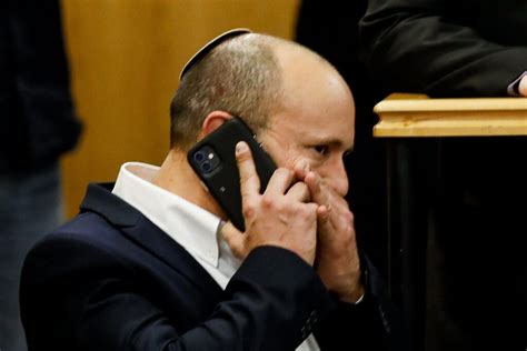 תתעוררו, הימין רדום photo:ללא קרדיט. כל רגע - חלום בלפור התפוגג: היחסים של בנט ושקד עלו על שרטון