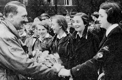 The Girls As Young As 10 Who Fought For Hitler Daily Mail Online