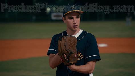 Rawlings Baseball Glove Of Carson Rowland As Tyler Ty Townsend In