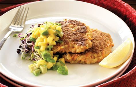 Butter, lemon and garlic make a great sauce for the prawns in this deliciously different salad. Prawn and kumara fritters with mango salsa - Healthy Food ...
