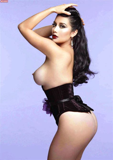 Sugey Abrego Nua em Playboy Magazine México