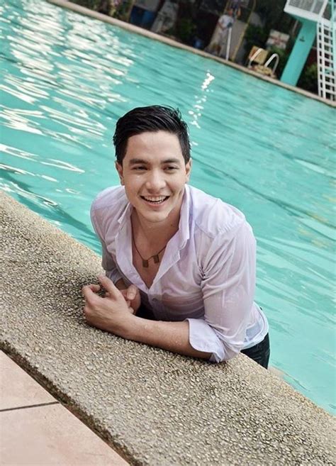 20 Times Alden Richards Proved He S The Ultimate Bae Alden Richards Alden Richard