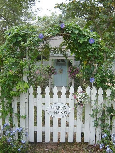 Brilliant Picket Fence Picketfence Cottage Garden Fence Styles