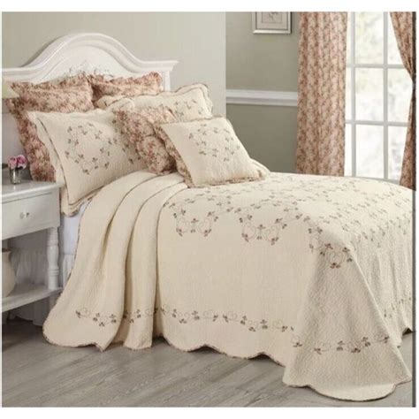 Modern Heirloom 240 King Felisa Bedspread Bed Spreads Mattress