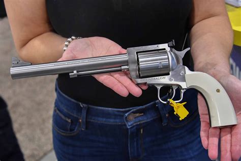 Magnum Research Bfr Revolver Im Kaliber 500 Linebaugh