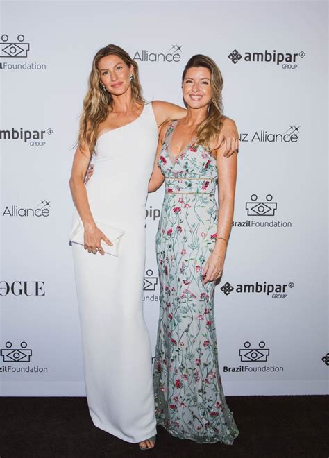 Gisele Bündchen Has A Twin And They Just Made A Red Carpet Appearance
