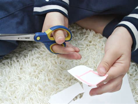 How To Teach A Child To Use Scissors 6 Steps With Pictures