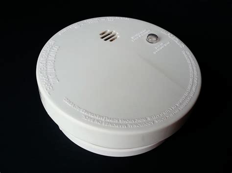 Smoke Alarms Using Mothers Voice Wake Children Better Than High Pitch