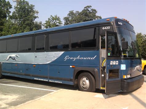 File:Greyhound bus on the way to Washington-1.jpg - Wikimedia Commons