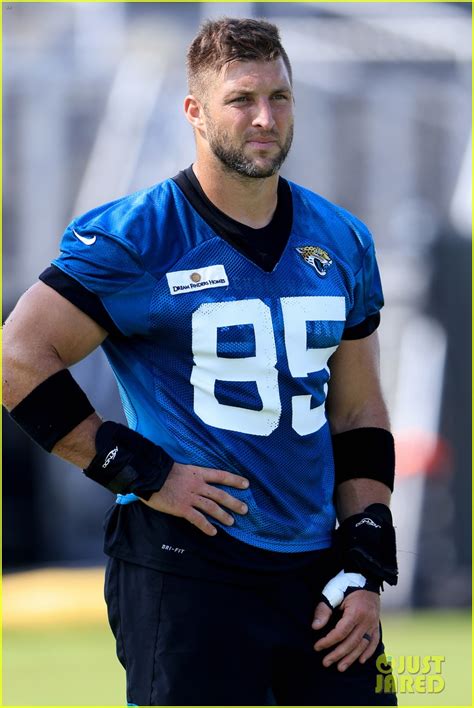 Tim Tebow Cut By The Jacksonville Jaguars After Trying To Become A Tight End Photo