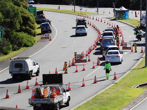 Queensland has reintroduced border passes for anyone entering the state from new south wales, health minister yvette d'ath says. Coronavirus Australia: NSW drivers to expect lengthy ...