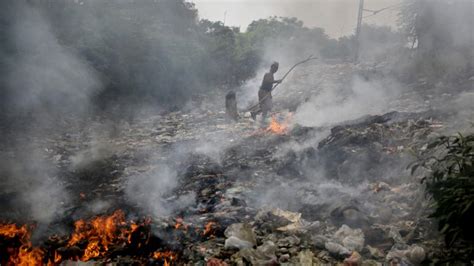 With Poor Air Quality Delhi Marches On Towards Becoming A Gas Chamber