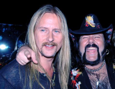 Jerry With The Legendary Vinnie Paul 🤘🏻🤘🏻 Raliceinchains