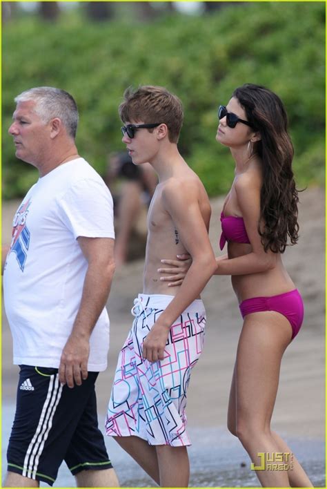 Selena Gomez And Justin Bieber Pda Pair Selena Gomez Photo 22377463 Fanpop