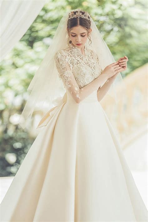 Less Is More 15 Simple Yet Beautiful Wedding Dresses For Modern Brides