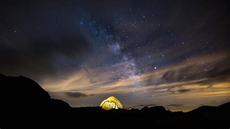 Download Wallpaper 3840x2160 Tent Starry Sky Night