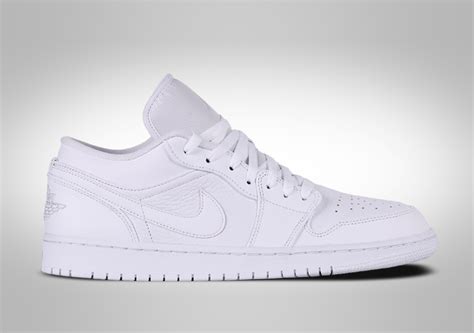 Nike Air Jordan 1 Retro Low All White Per €8250
