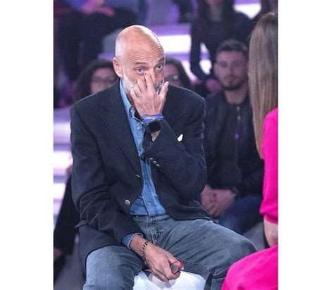 Paolo Brosio fa sapere perché ha partecipato all'Isola dei Famosi: "per un progetto benefico ...