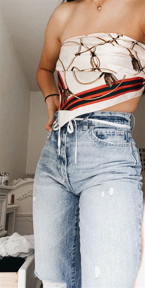 Also known as the bunny rabbit or the loop, swoop and pull knot, this is probably the most common method for tying shoes. bandana top, shoelace belt, vintage jeans :) in 2020