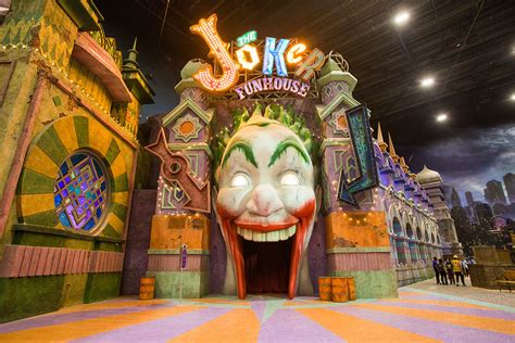 Abu Dhabis 1bn Warner Bros Theme Park Opens To The Public Today