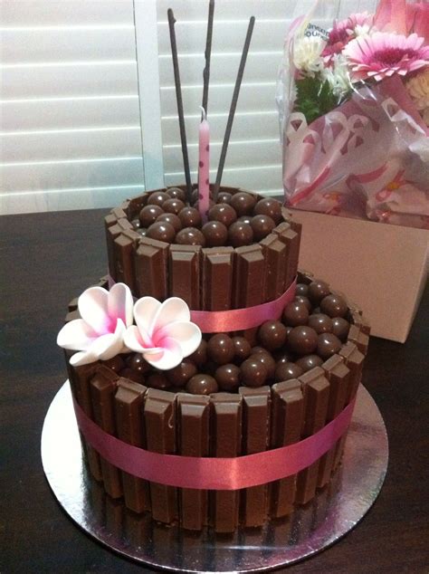 Create beautiful happy birthday cake with name edit. Kit kat cake with maltesers. Kit Kat Pie | Recipe in | A ...