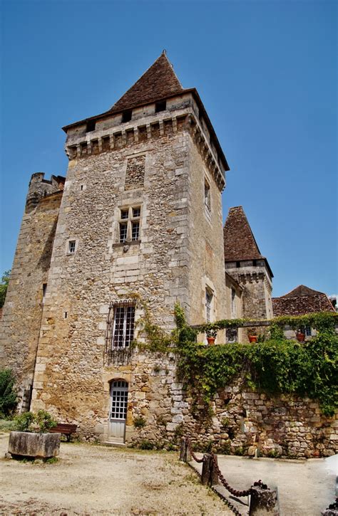 Photo à Saint Jean de Côle 24800 Château de la Marthonie Saint