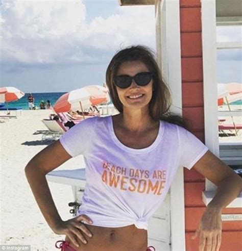 Paulina Porizkova Shows Off Her Incredible Bikini Body Daily Mail Online