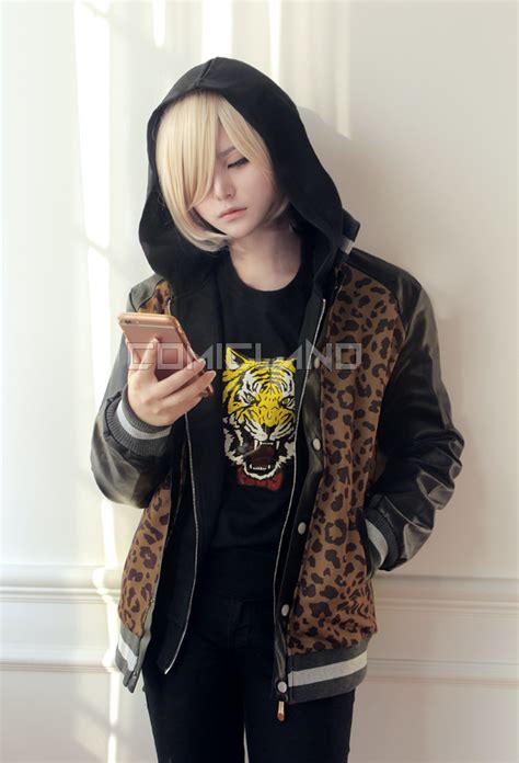 aitai☆kuji yuri on ice comicland yurio leopard jacket cosplay yuri on ice yurio yurio cosplay