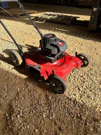 Yard Machines 22 Push Mower Lee Real Estate And Auction Service