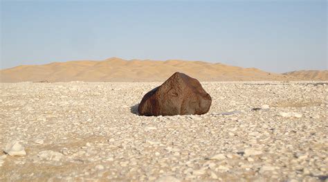 14 Pc Of Meteorites Fall In Oman Oman Observer