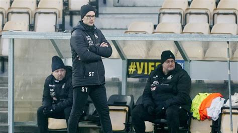 There are also details such as goal scorers. Klubbens grep vekker oppsikt: - Treneren vår er «klin gal ...