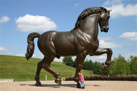 He carried the work forward on such. horse statue | ม้า, ประติมากรรม