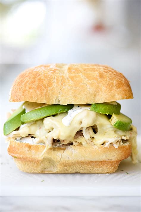 Pulled Chicken Sandwich With Creamy Ranch Sauce