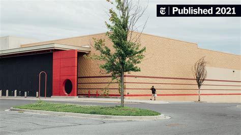 Target Store Closings Show Limits of Pledge to Black Communities - The