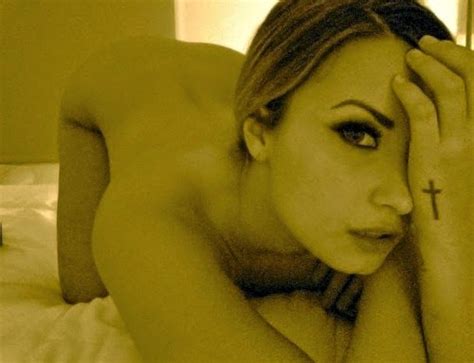 Celebs Galaxy Demi Lovato Fotos Desnudas Filtradas