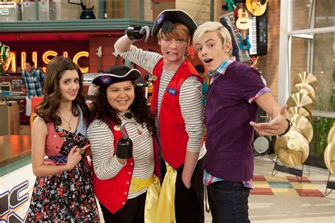 Austin And Ally Season 1 Episode 5 Bloggers And Butterflies Celebrity