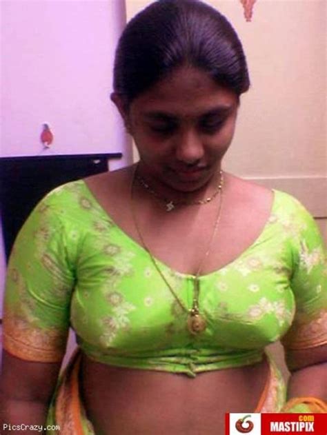 Milky Boobs Show By Real Indian Girls And Aunties Andhramania Forum