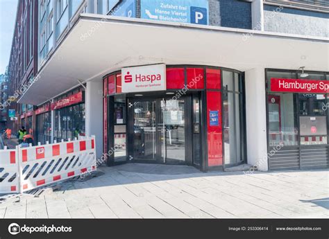 Hamburger sparkasse ag (haspa) is one of 5 free public savings banks in germany based in hamburg. Haspa Bank Sign In - Bank Card Haspa Joker Maestro Haspa ...