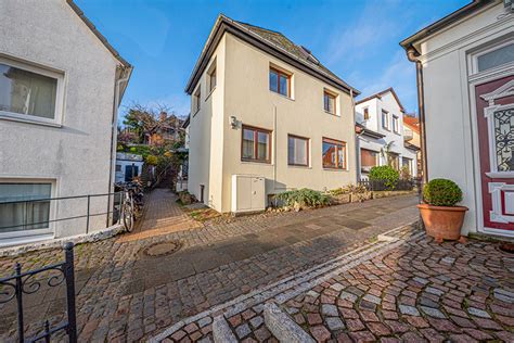 Attraktive eigentumswohnungen für jedes budget, auch von privat! 3D VIRTUAL TOUR - Wohnen im Treppenviertel Blankenese mit ...