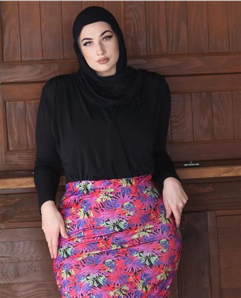 beautiful muslim women sensual arabian beauty women hijab fashionista burka cheeky bikinis