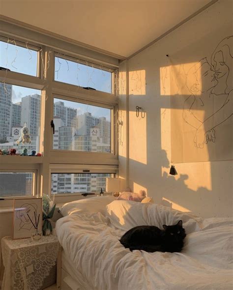 Look through examples of good afternoon translation in sentences, listen to pronunciation and learn grammar. Afternoon sun in Seoul - CozyPlaces | Dreamy room, Room ...