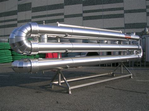 A concentric tube heat exchanger has two tubes, one being of smaller diameter and installed inside the other. SCP "tube-in-tube" heat exchangers