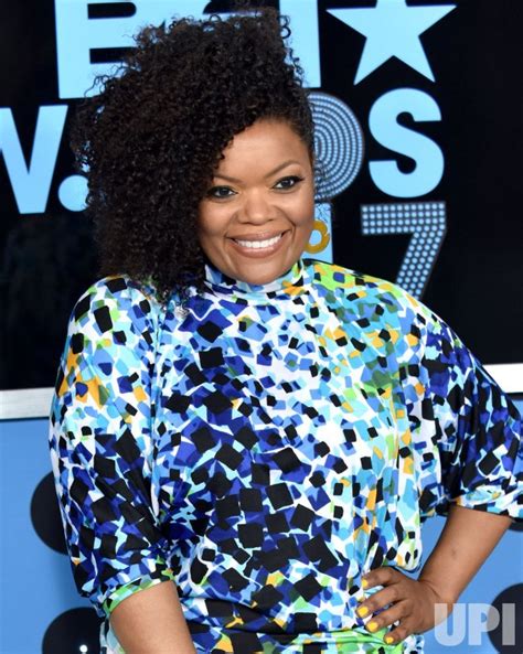 Photo Yvette Nicole Brown Attends The Annual Bet Awards In Los Angeles