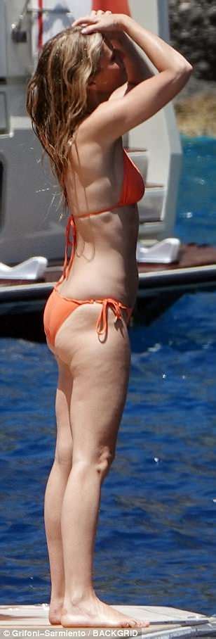 Gwyneth Paltrow Showcases Her Bikini Body With Brad Falchuk In Italy