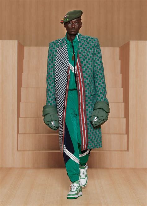 Louis Vuitton Summer 2022 Vogue Bag For Mens
