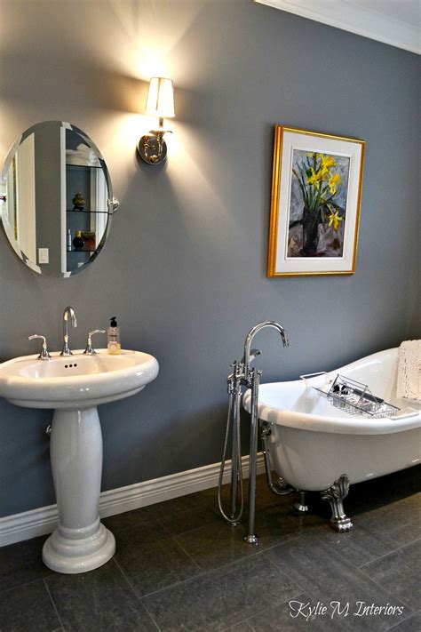 Benjamin Moore Dior Gray In Bathroom With Pedestal Sink And
